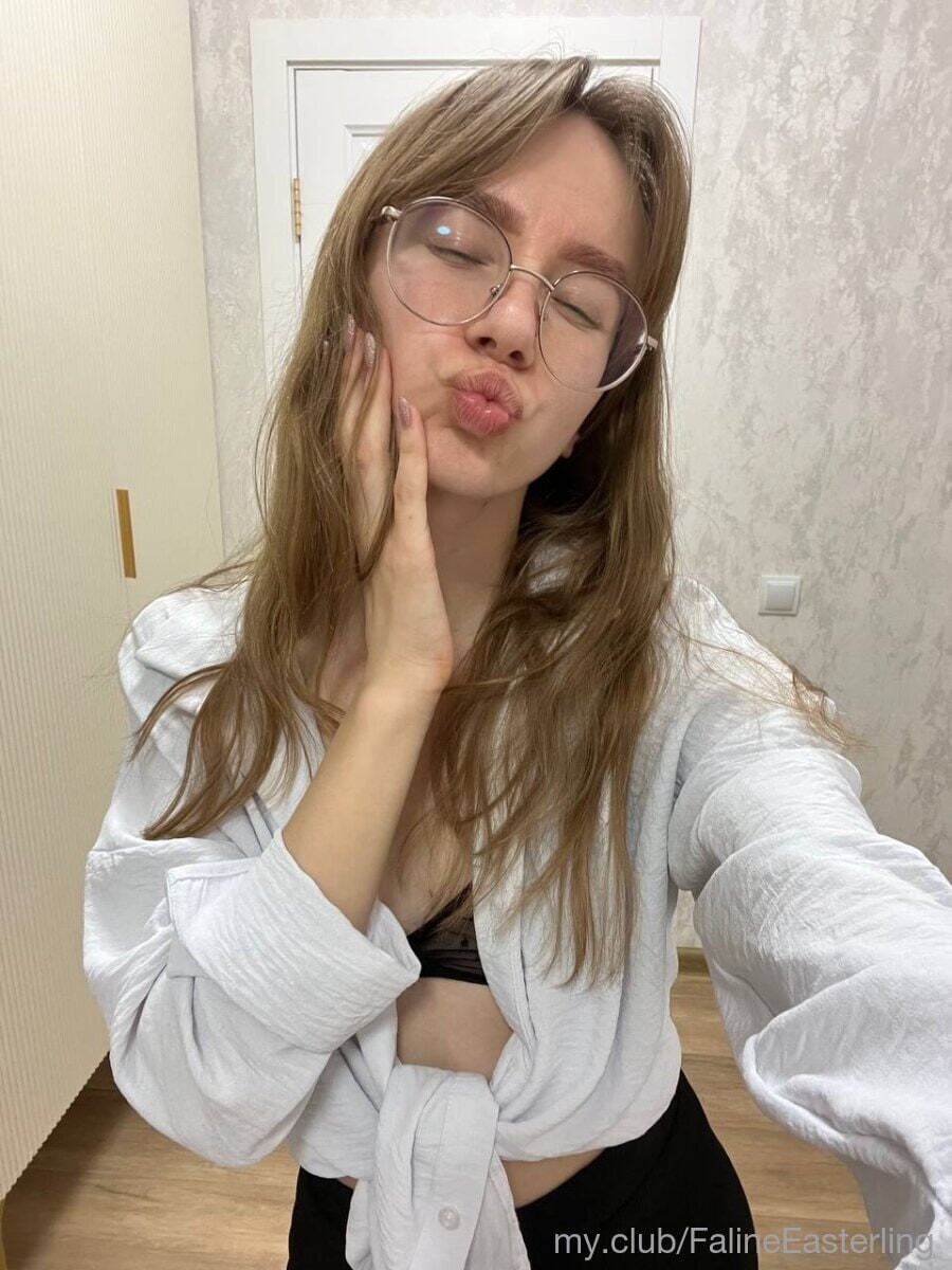 Ellen Free Photos #52