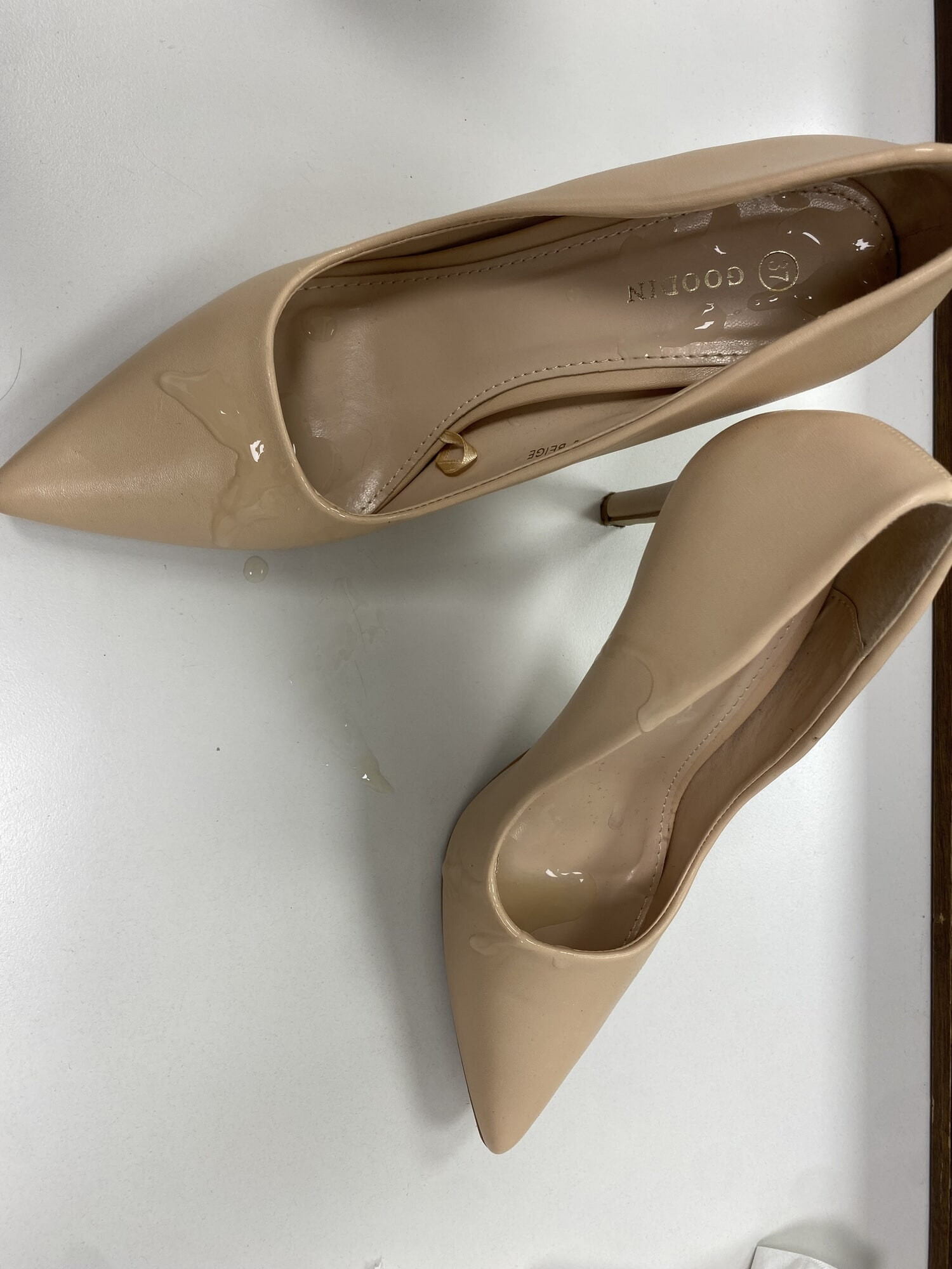 Cum on Heels