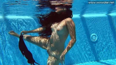 andreina de luxe pt   underwatershow         