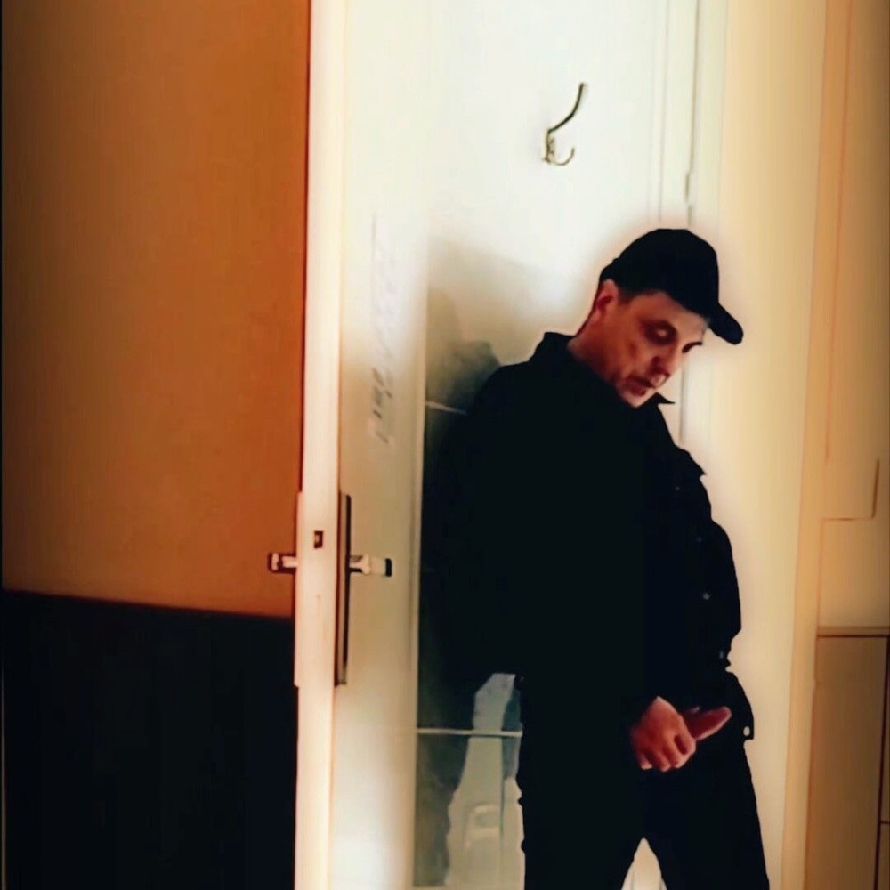 Jerk off and ass show in front of a door #2
