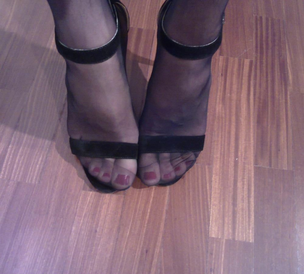 Julia Cool FEET #11