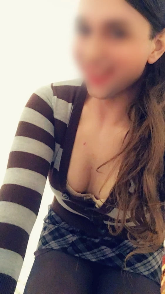 Maya hot #37