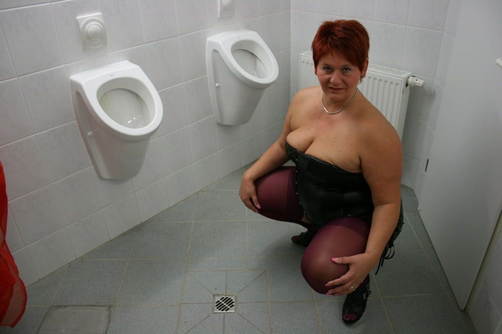 HOT dressed in the men's toilet ... #12