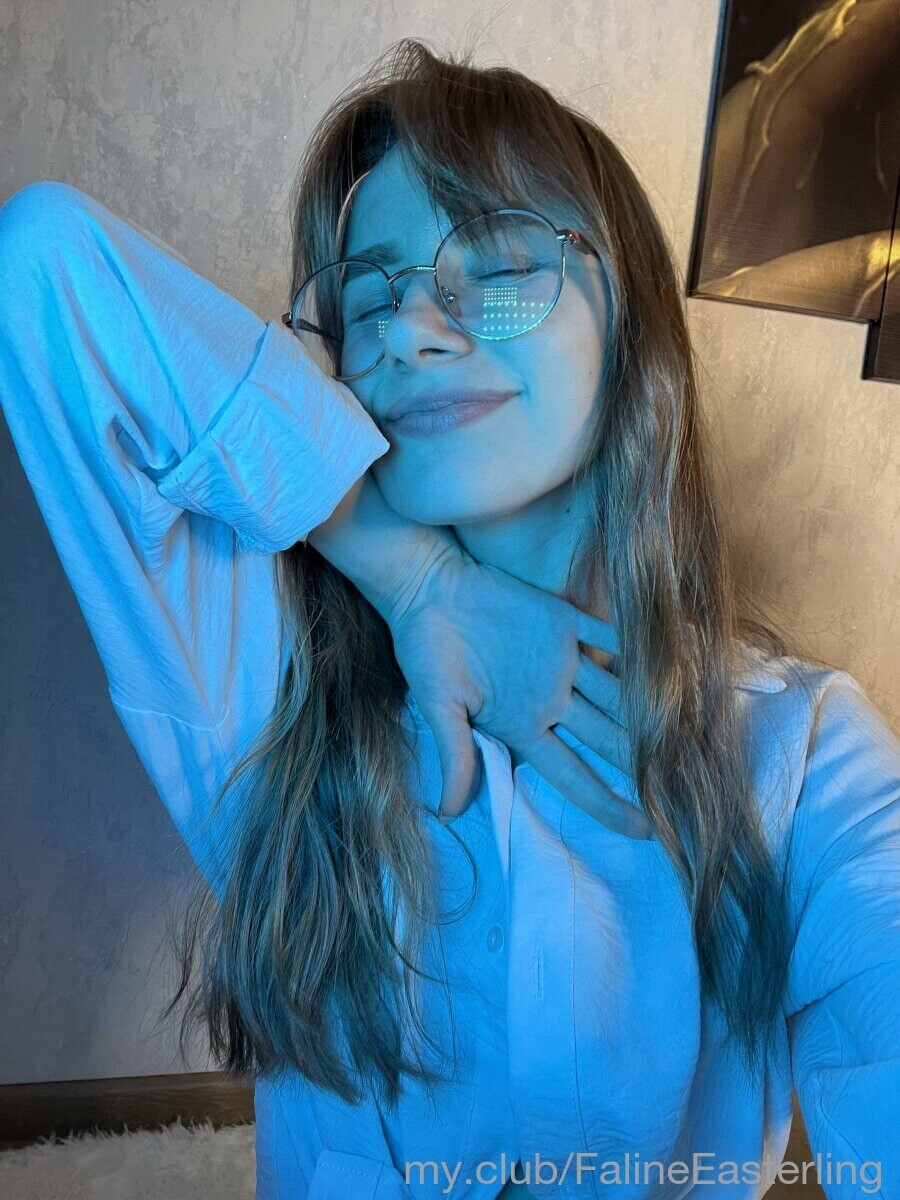 Ellen Free Photos #58
