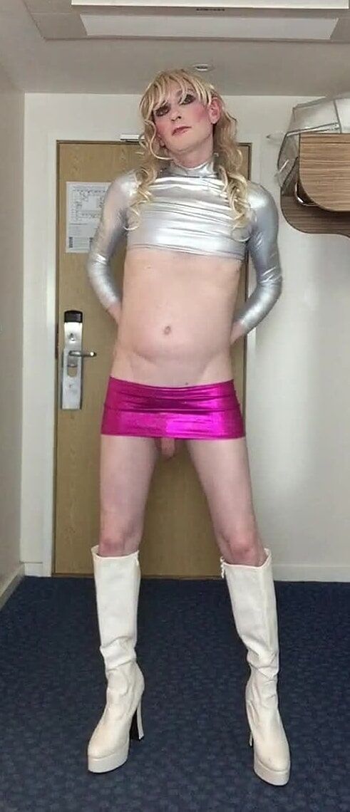 Sissy in shiny silver and pink #20