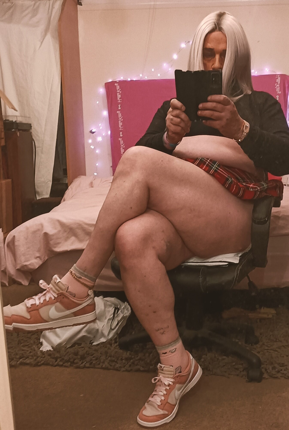 Sissy Mandy to expose #3