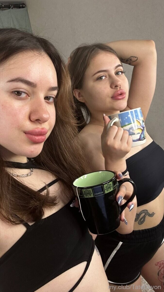 Hey hey, our names are Michel &amp; Elfy !  Free Photos #5