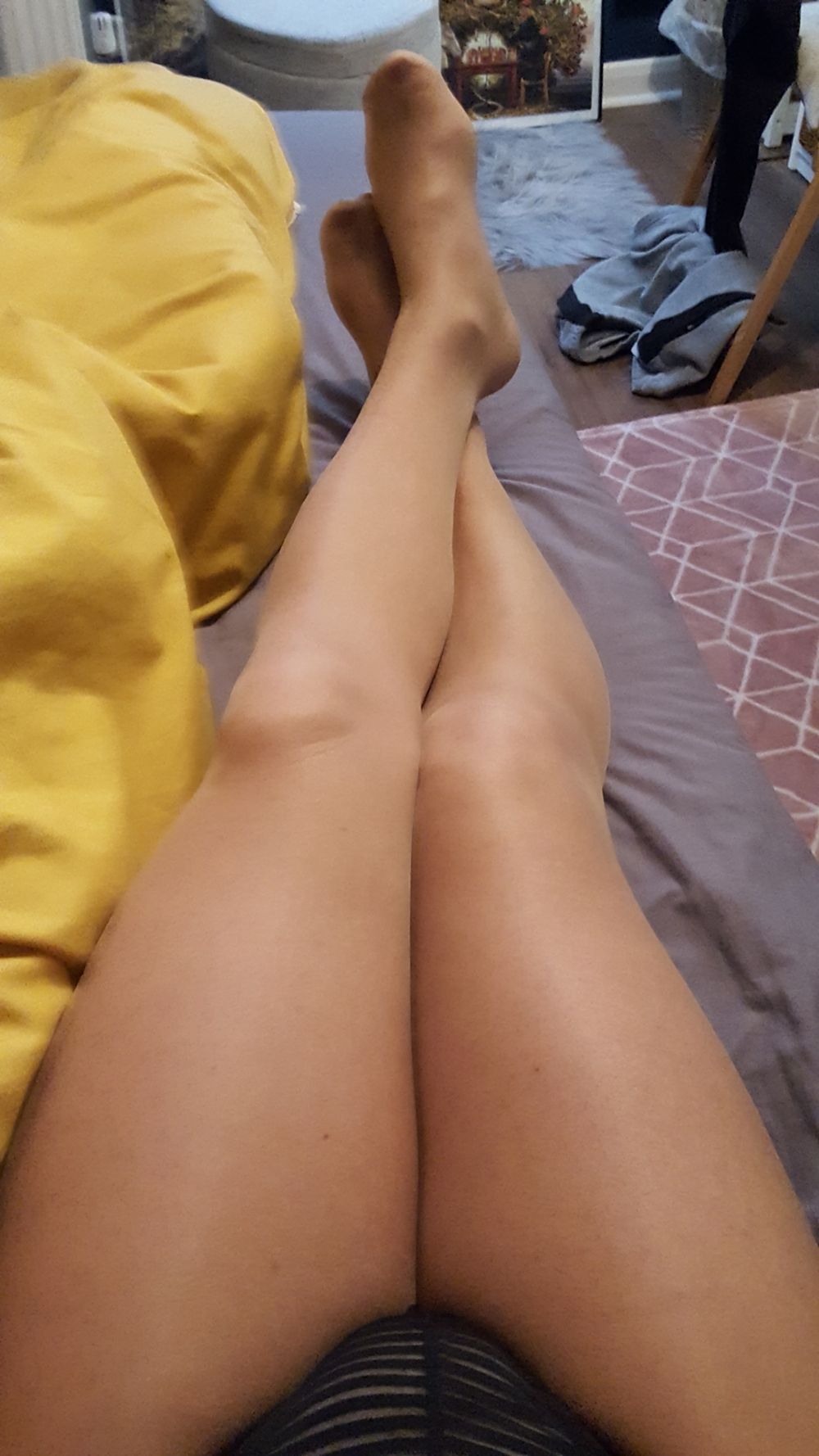 Hot legs #10