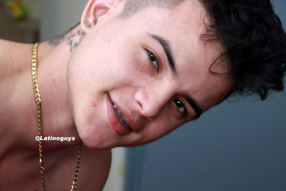 Emilio's close-up #29