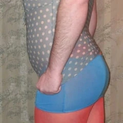 Sissy Boy Lovelaska - Girl in orange pantyhose