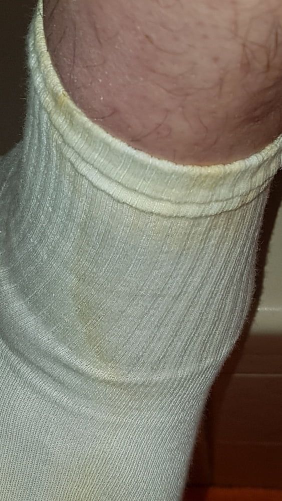 My white Socks - Pee #48