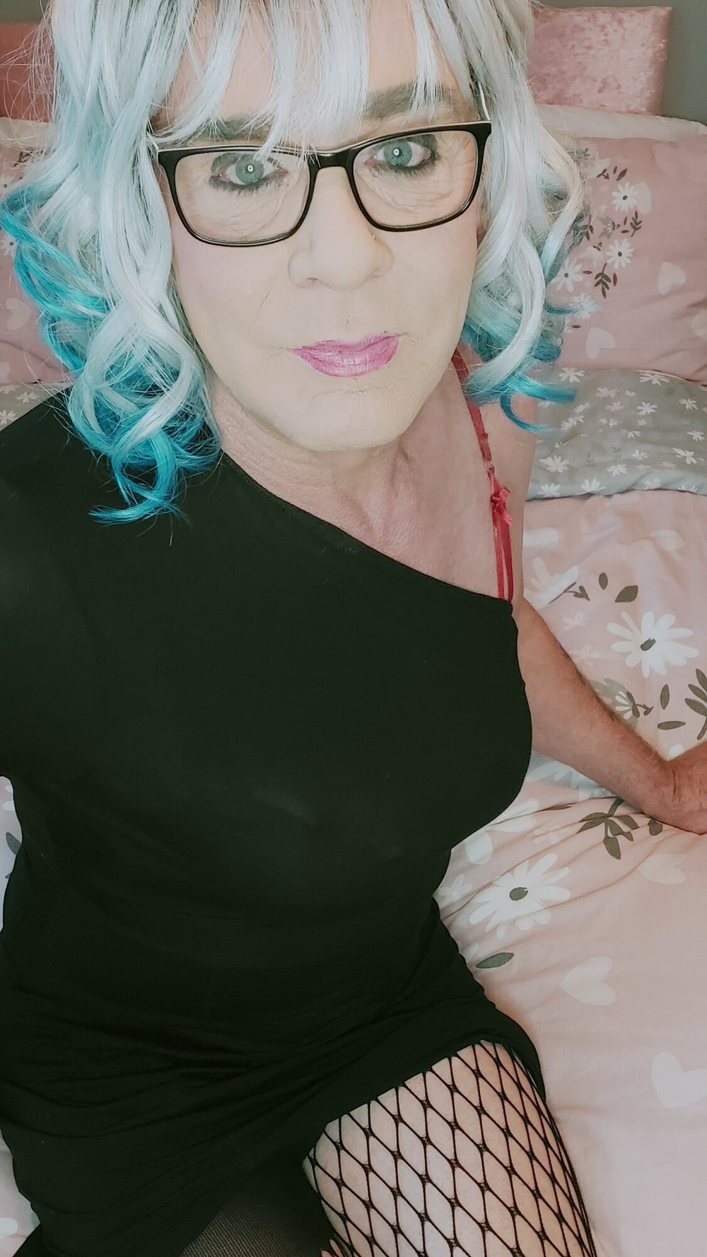 crossdressed Juniper Beri UK #19