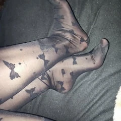 Black nylons pantyhose,feet footfetish,red nails and tits