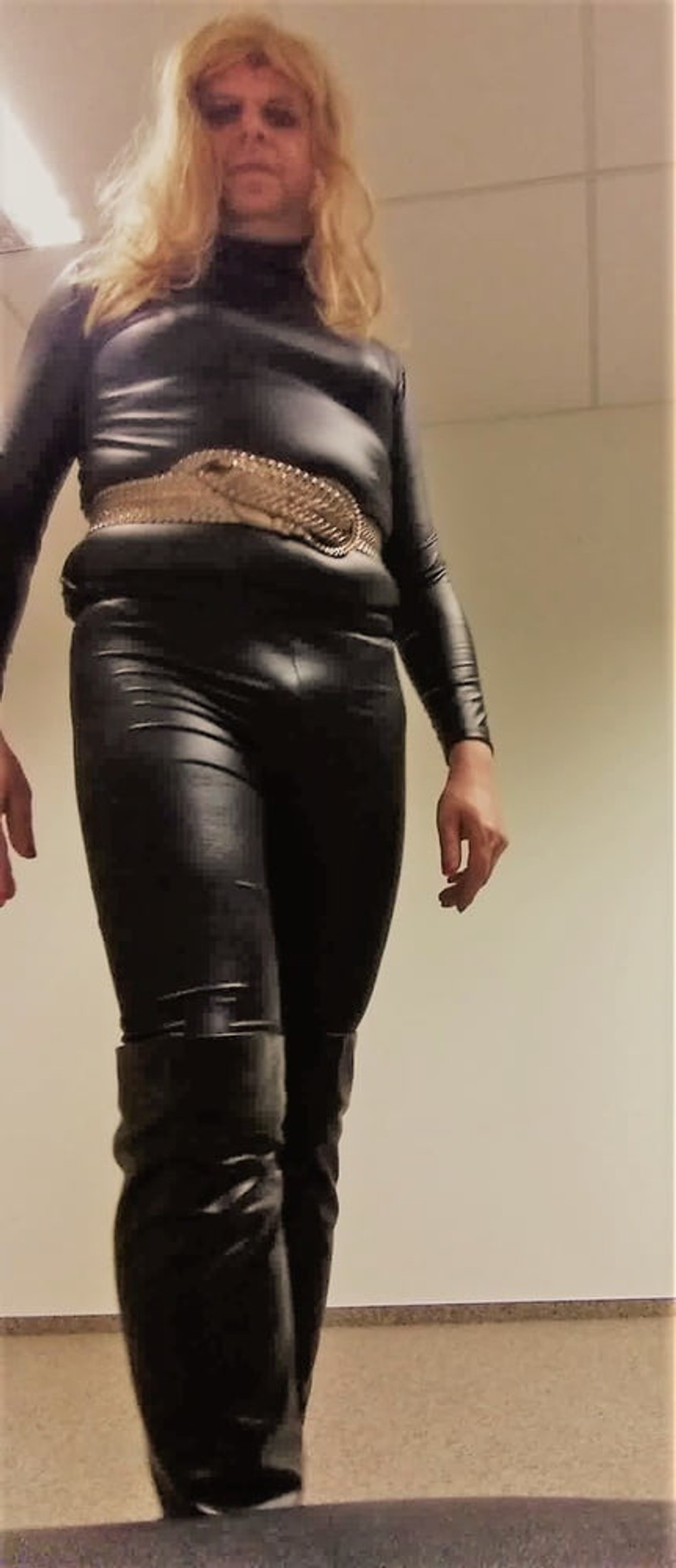 leather outfit #7