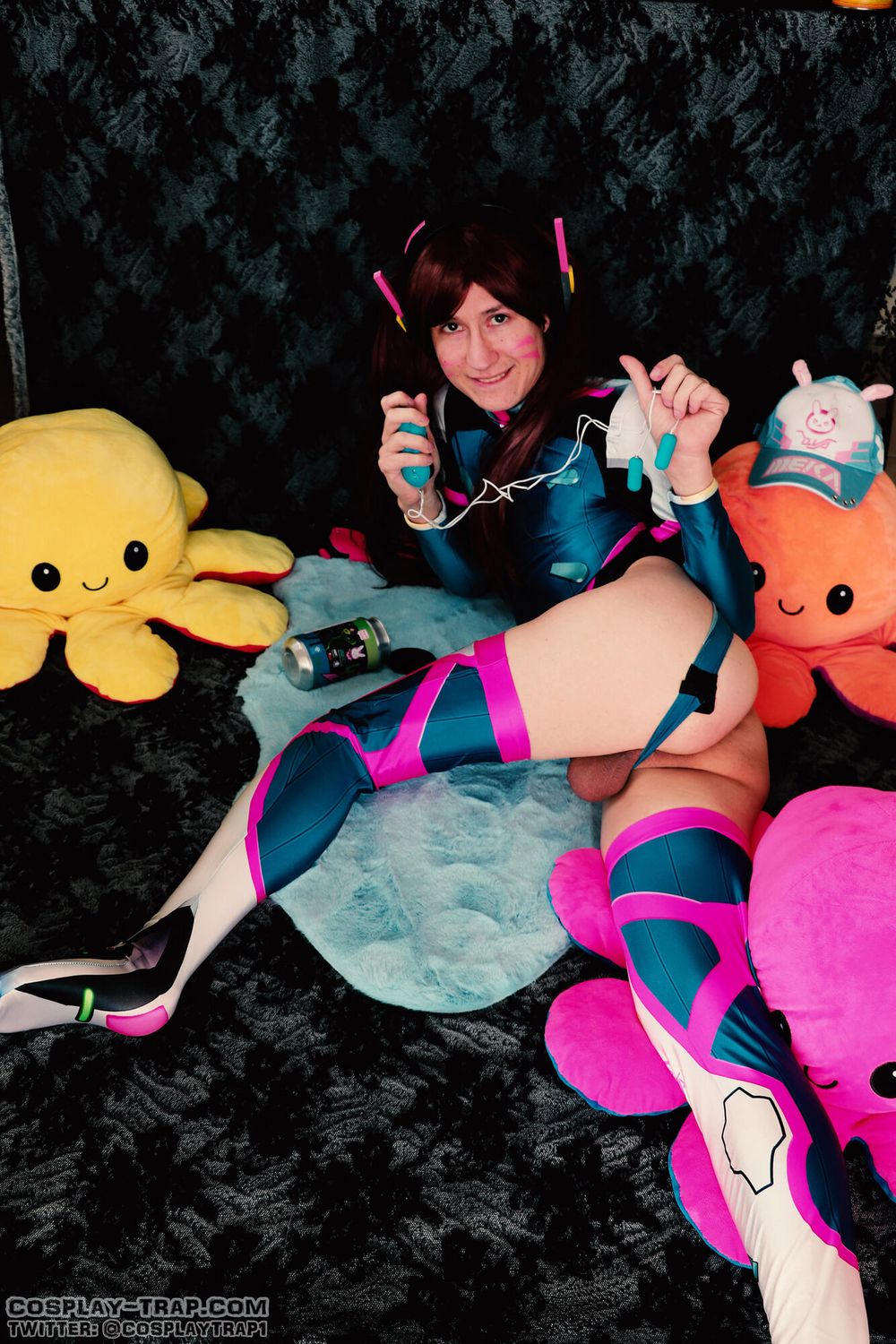 Femboy cosplay D.va overwatch #8