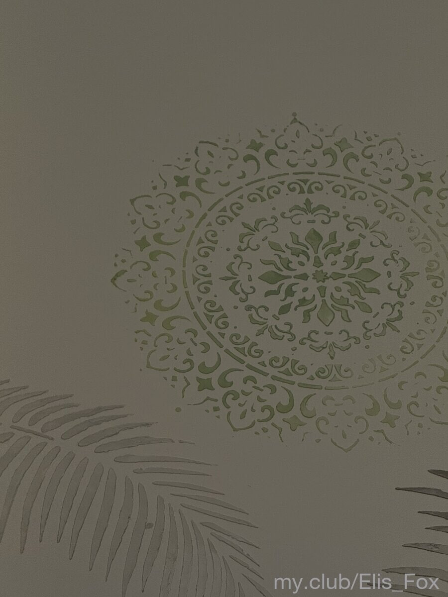 Alice Free Photos #20