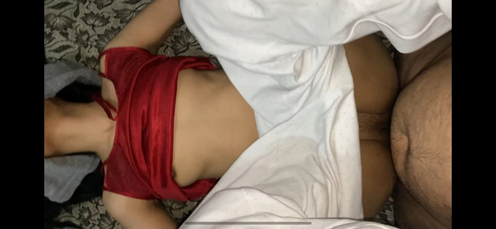 Soteli Bahin ki uthayi tange Indian girl fuck photo #5
