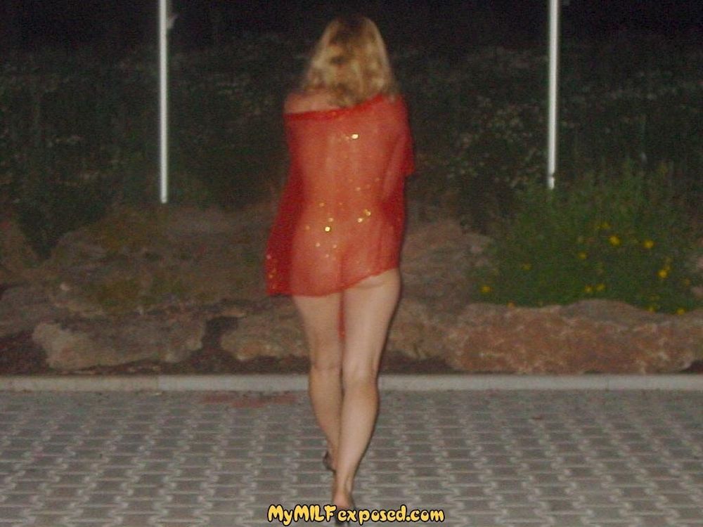 My MILF Exposed - bit of public flashing #25