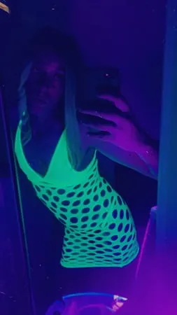 blacklight minidress babe         