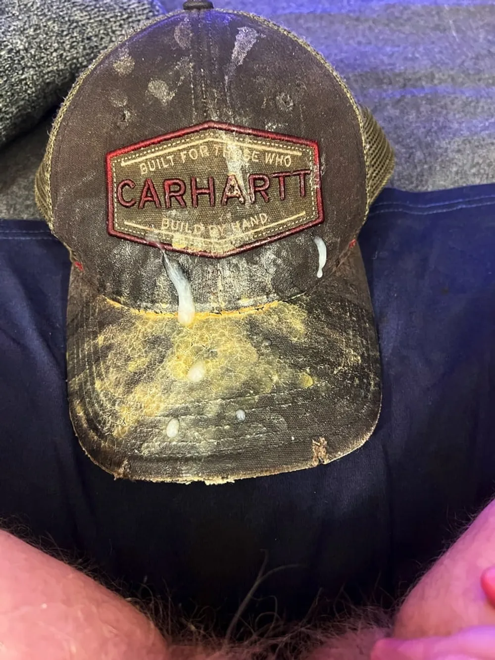 Jizz tagging a Carhartt Cap #31