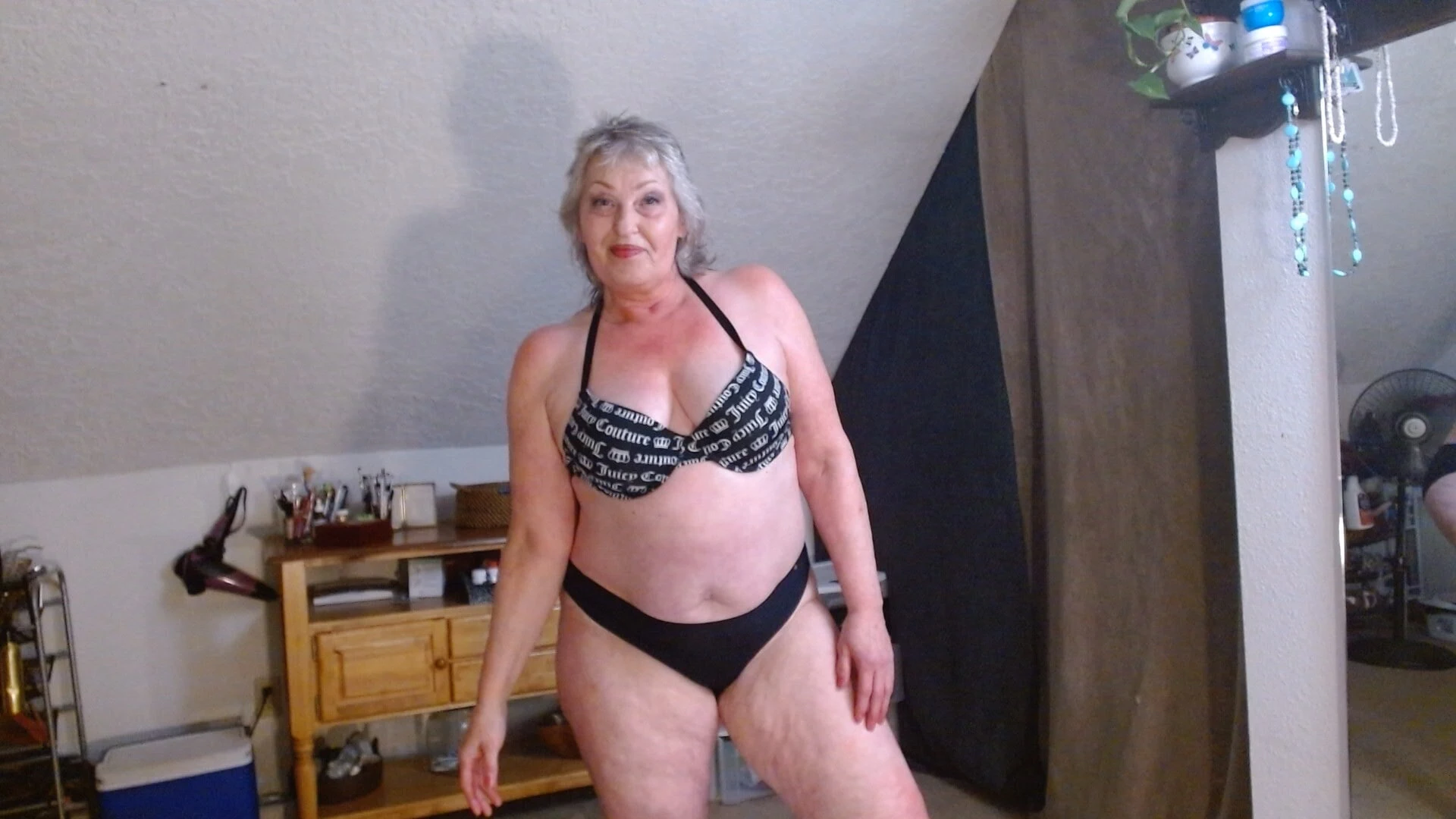 DawnSkye1962提供内裤