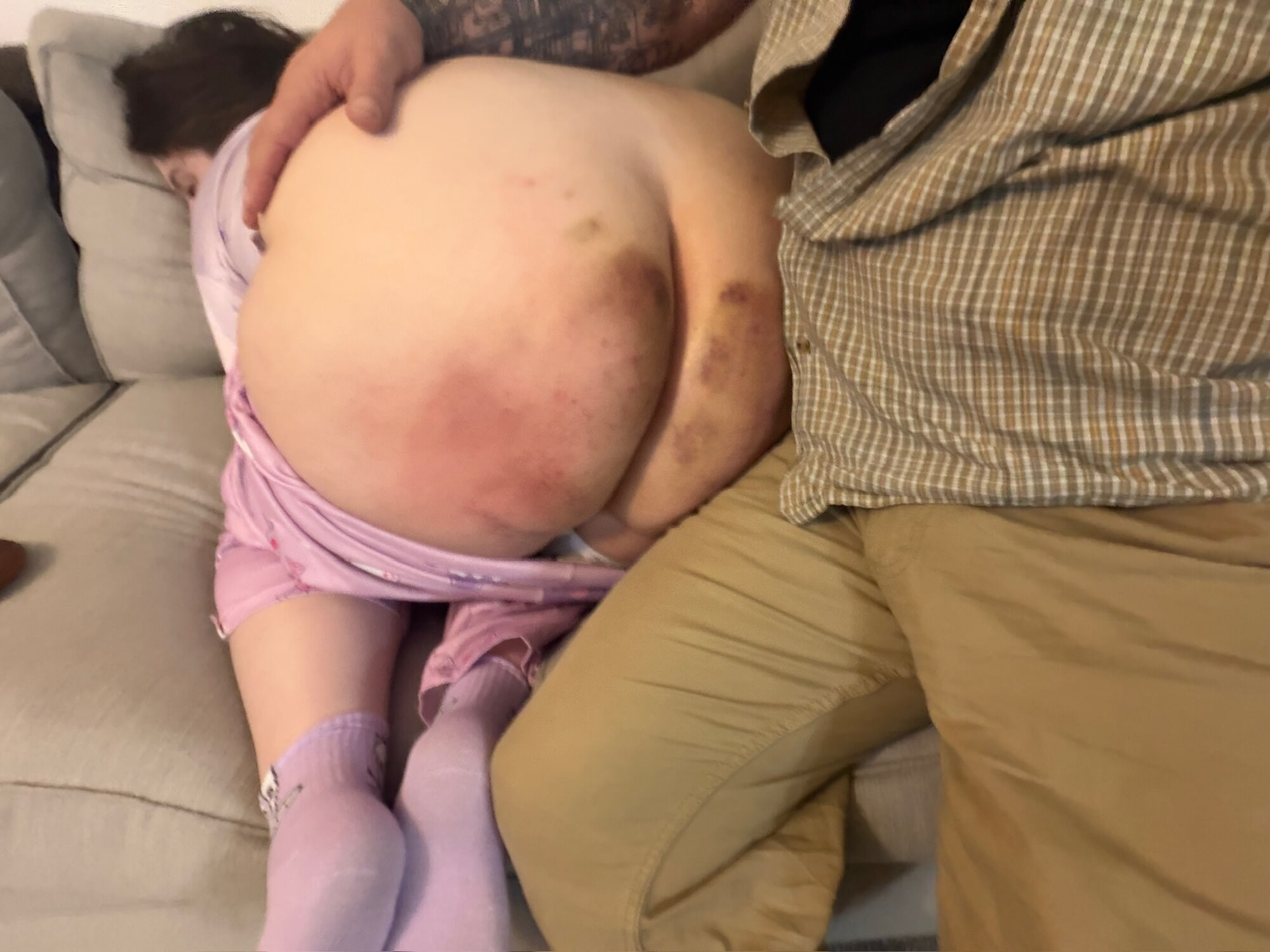 november 13 2025 spanked ass photos #3