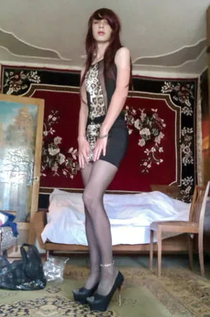 cute sexy femboy vladasexytrans         