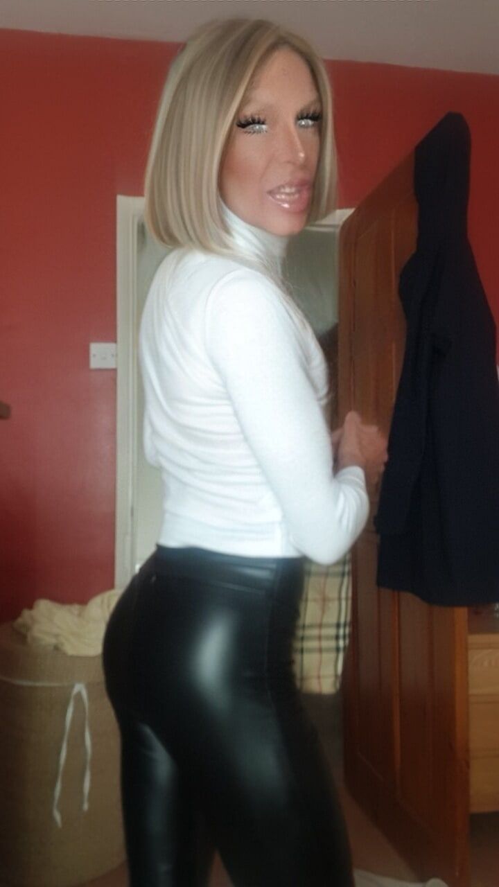 Leather pants #9