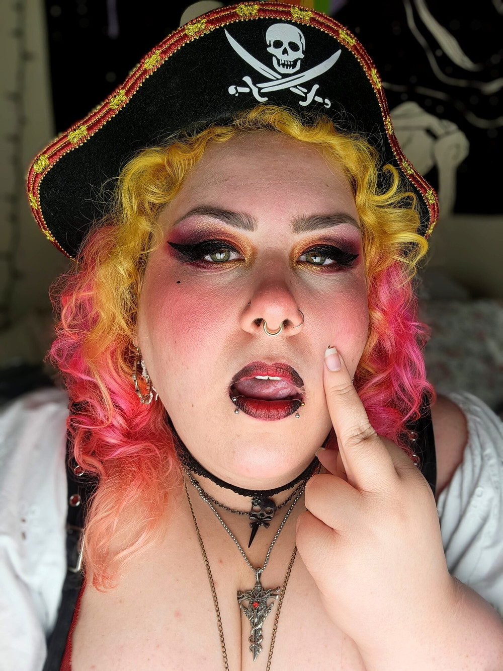 Sexy Pirate Halloween Costume #22