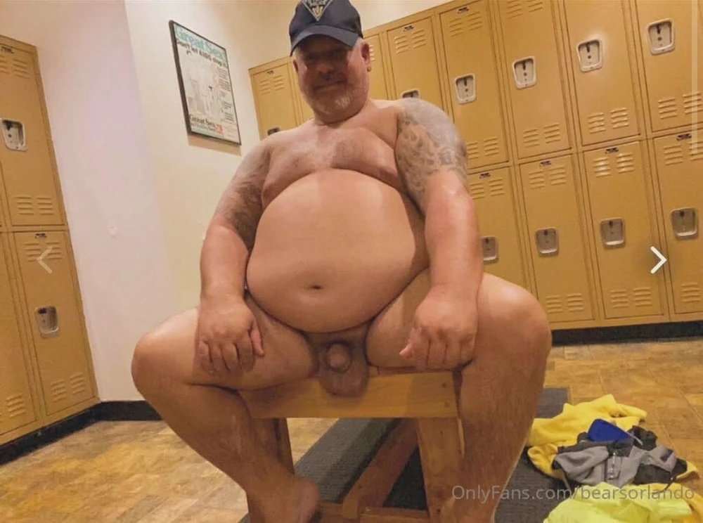 OLD STRENGTH COACH WITH FAT COCK #17