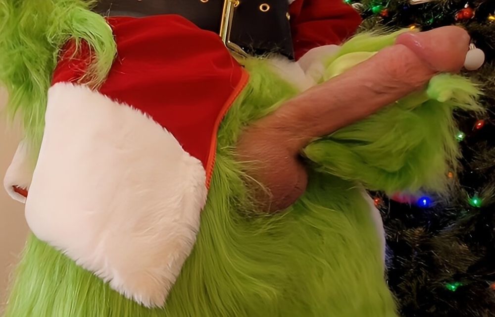 The Grinch&#039;s Cock is Huge #9