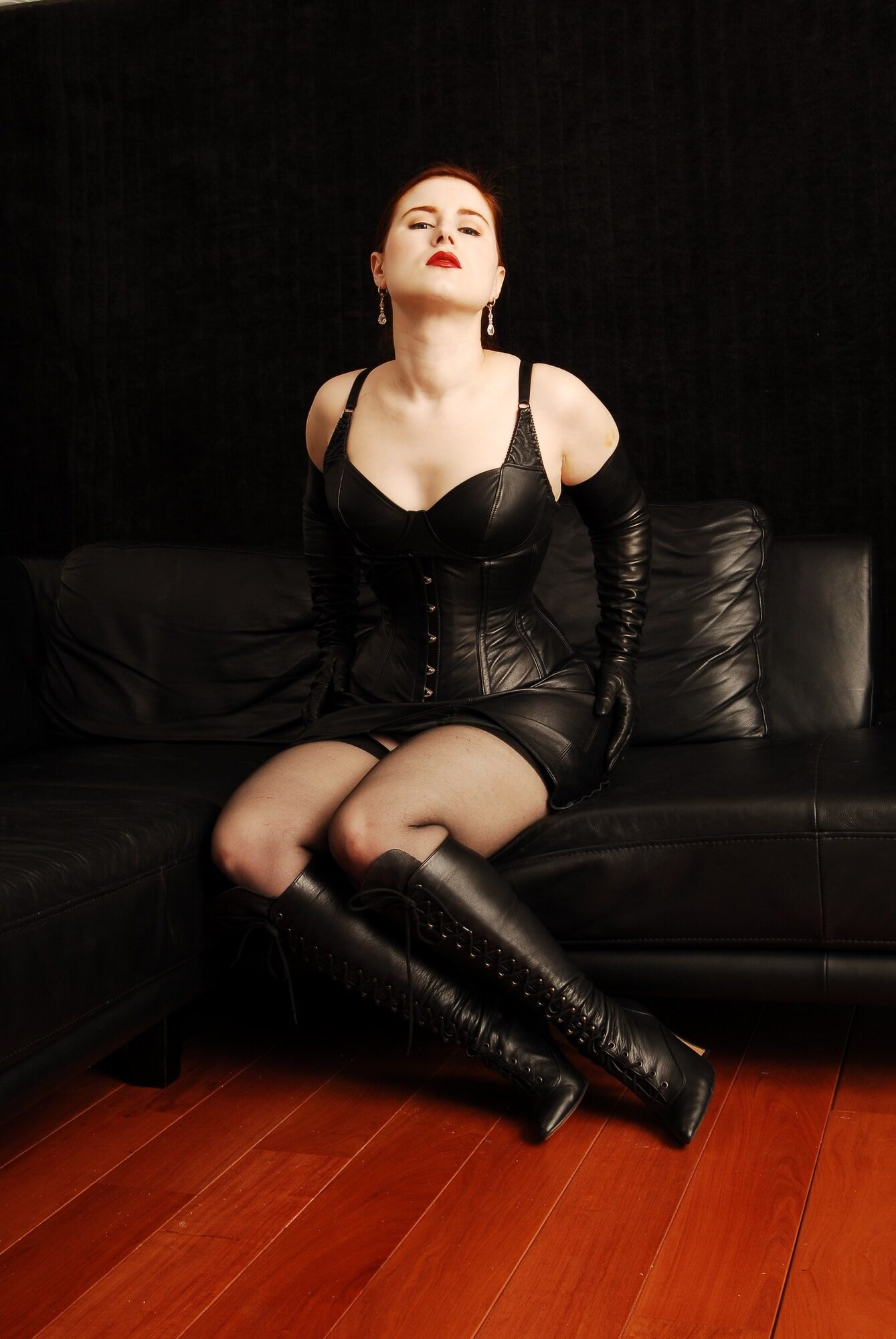 Leather Mistress – Femdom Photos #6