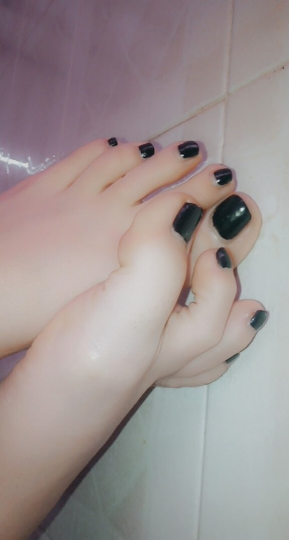 Sexy high heels and feet 💖 #32