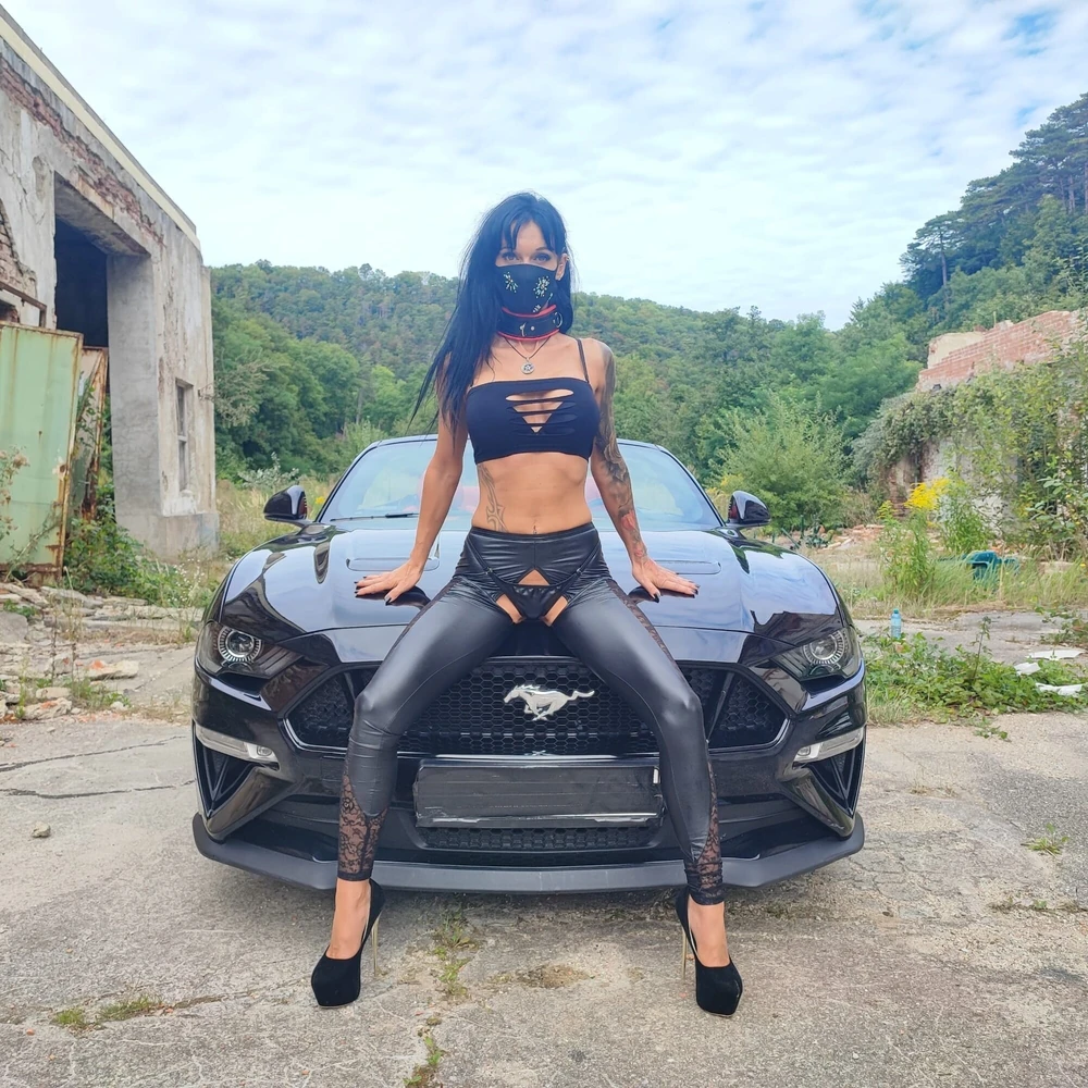 Vanessa and the Mustang Angel #6