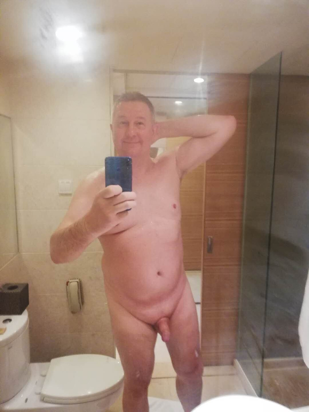 Naked daddy in the mirrir #2