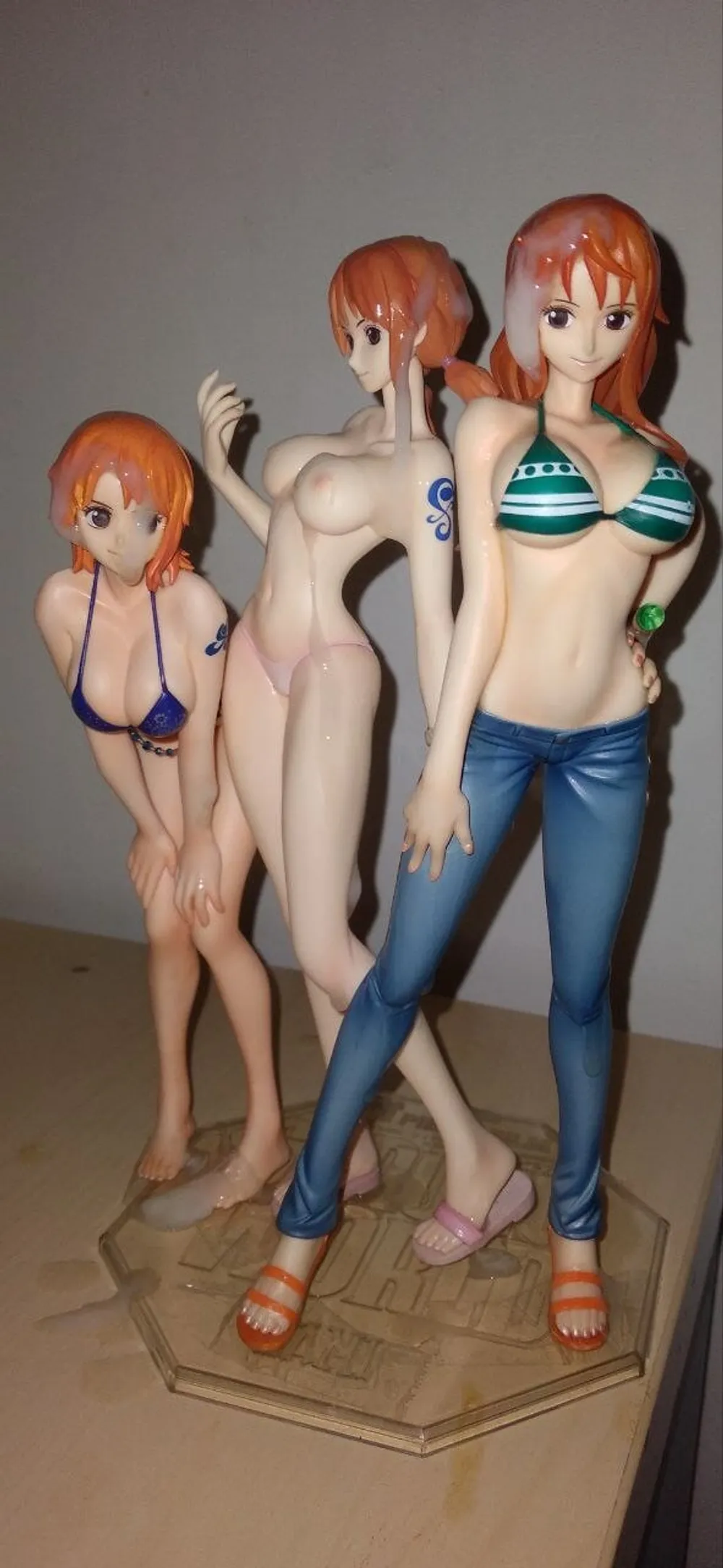 Nami pre and post timeskip cumtribute #3