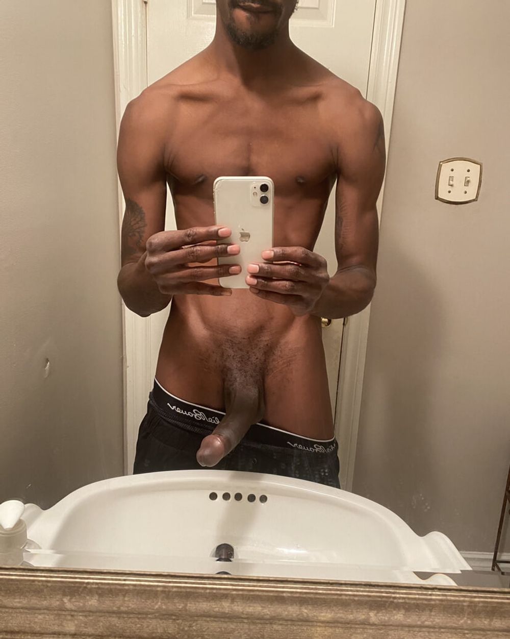  Hung 11 inch Jamaican cock