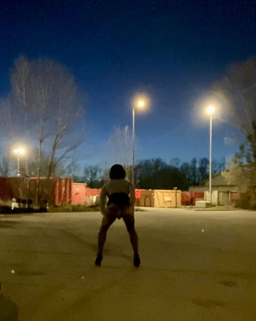 Sandra s’exhibe en pute  #8