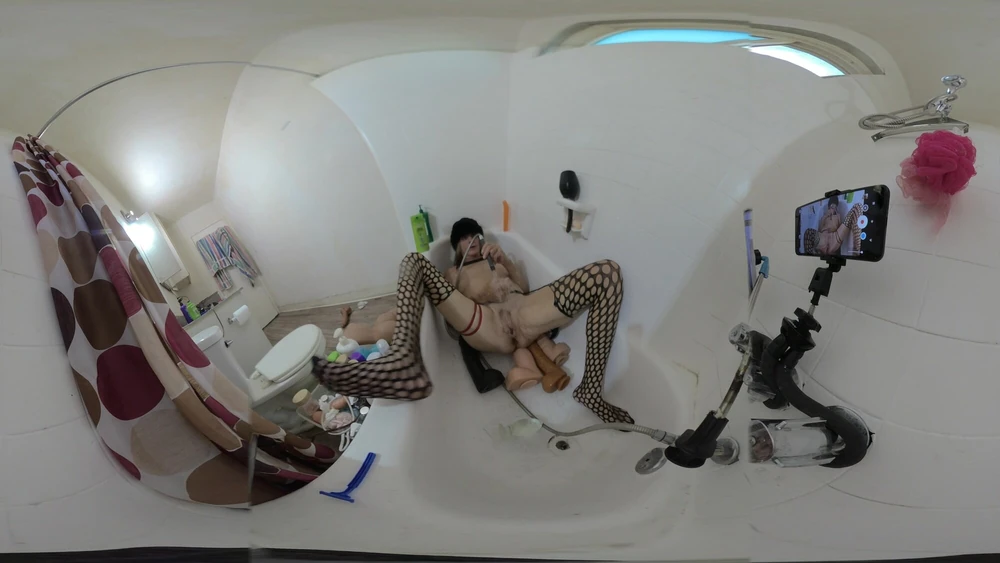Lizzy Yum VR+SD August 2025 #1