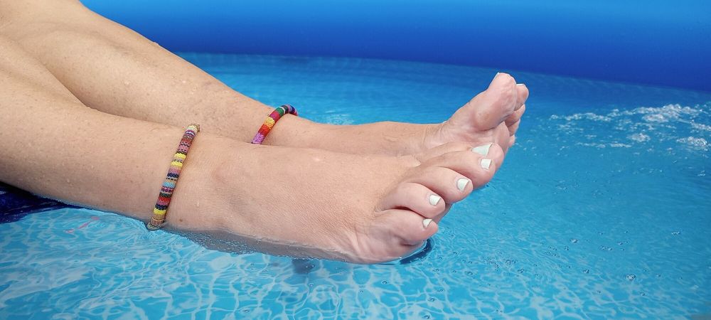 Pool feet #27