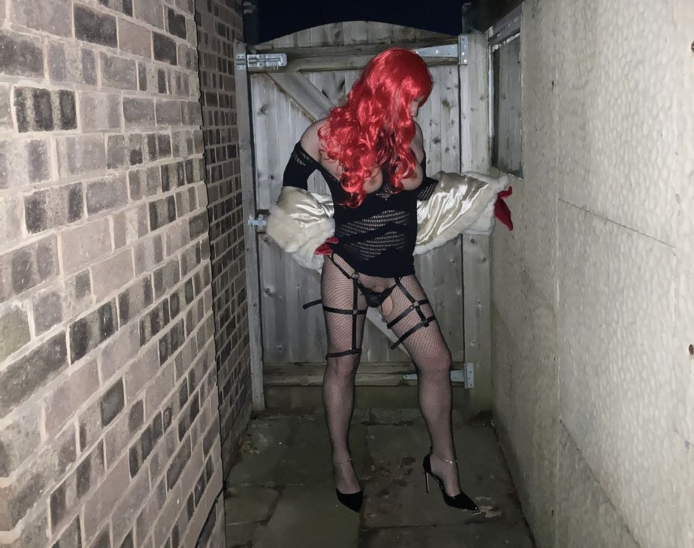 SuzieXX Alleyway Hooker Dress up  #13