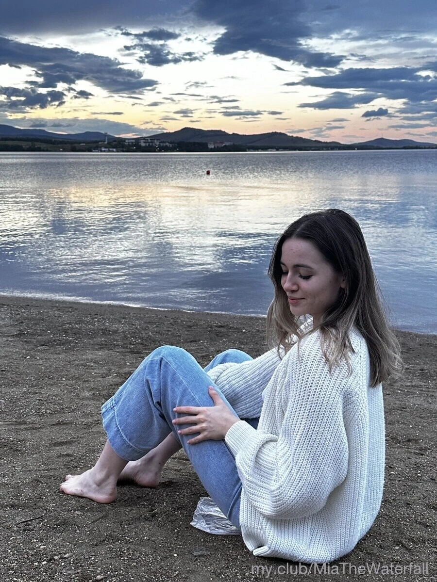 Mia Free Photos #5