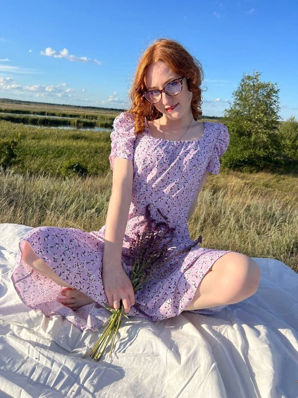 Alice Free Photos #4