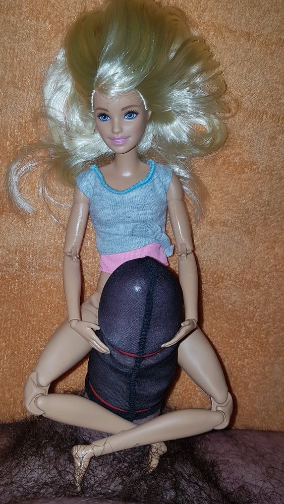 Play with my Barbie #32