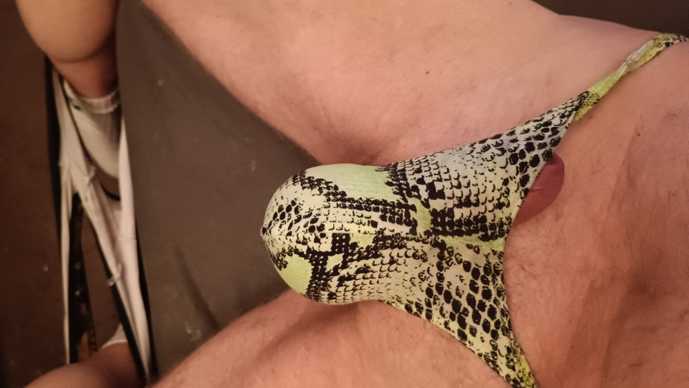 Showing off my horny bulging jeans #48