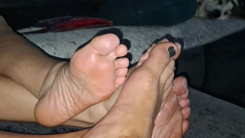 Footsie time again #9