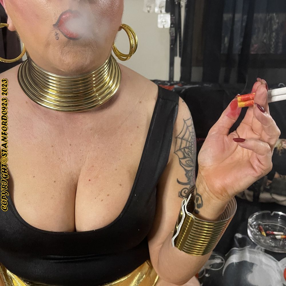 BAD AUNTIE SMOKING  #30