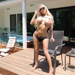 GROOBYVR: Banging Brittney Kade!
