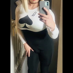 CD Rachel outfits