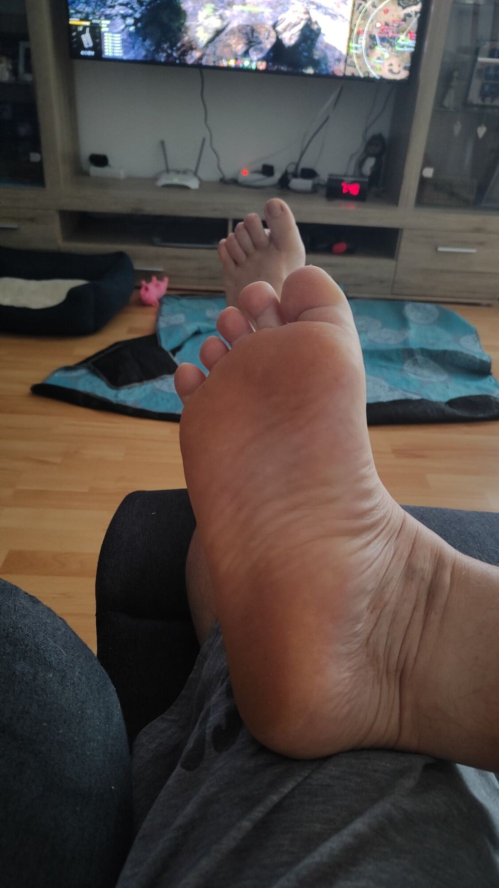 Sexy hot feet foot pic #9